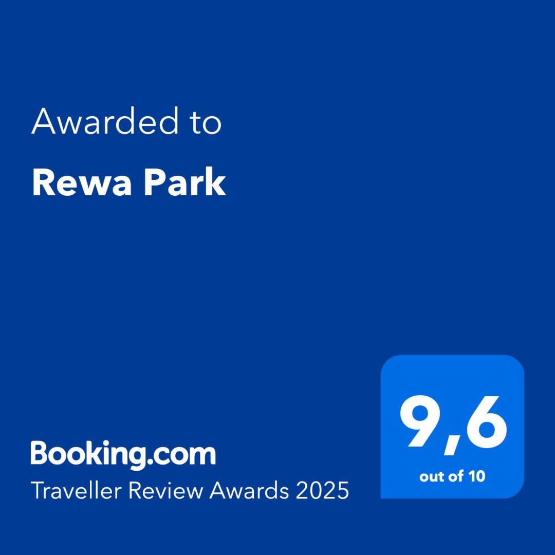 Апартаменти Rewa Park Екстер'єр фото